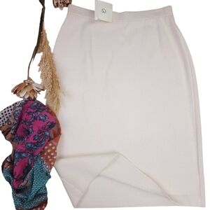 New St. John Collection Cream Knitwear Skirt Sz 6
